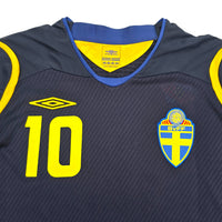 2008/09 Sweden Away Football Shirt (M) Umbro #10 Ibrahimovic