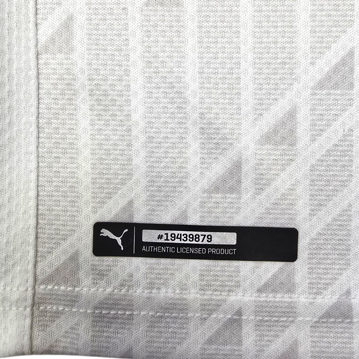 2020/21 Olympique Marseille Home Football Shirt (S) Puma #25 Nagatomo
