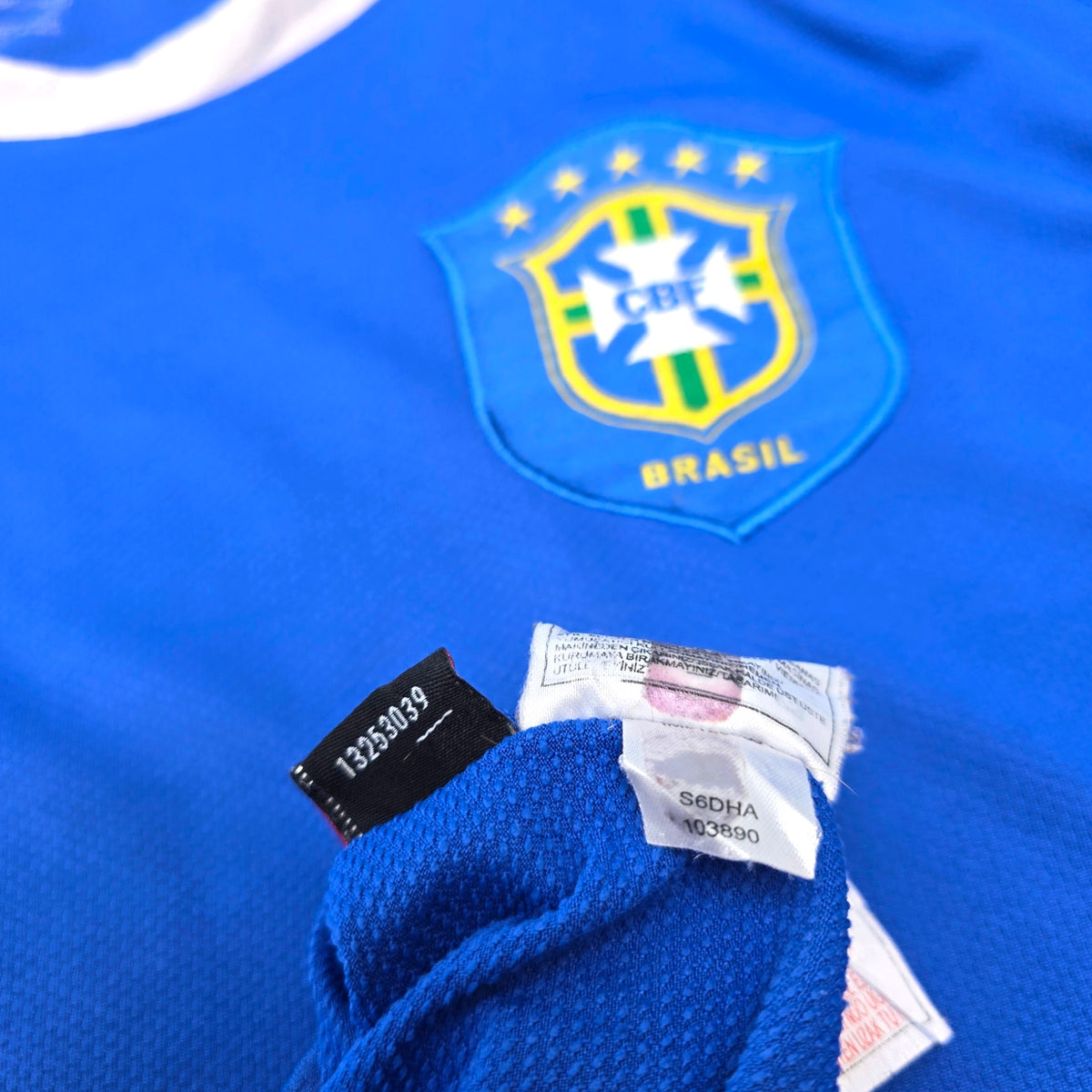2006/07 Brazil Away Football Shirt (XL) Nike