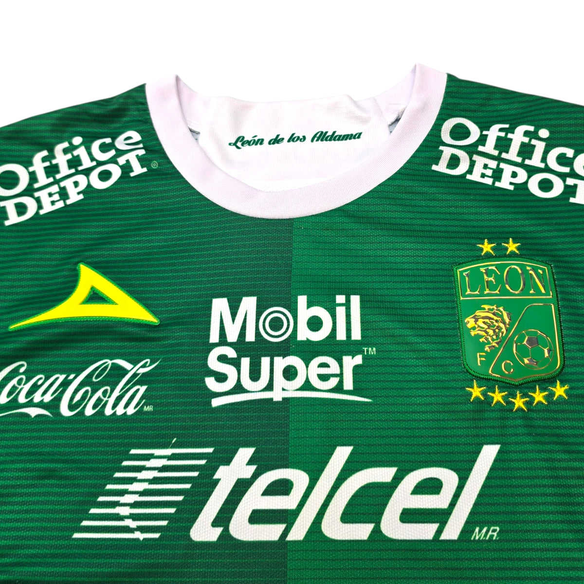 2017/18 Club Leon Home Football Shirt (L) Pirma #20 Donovan
