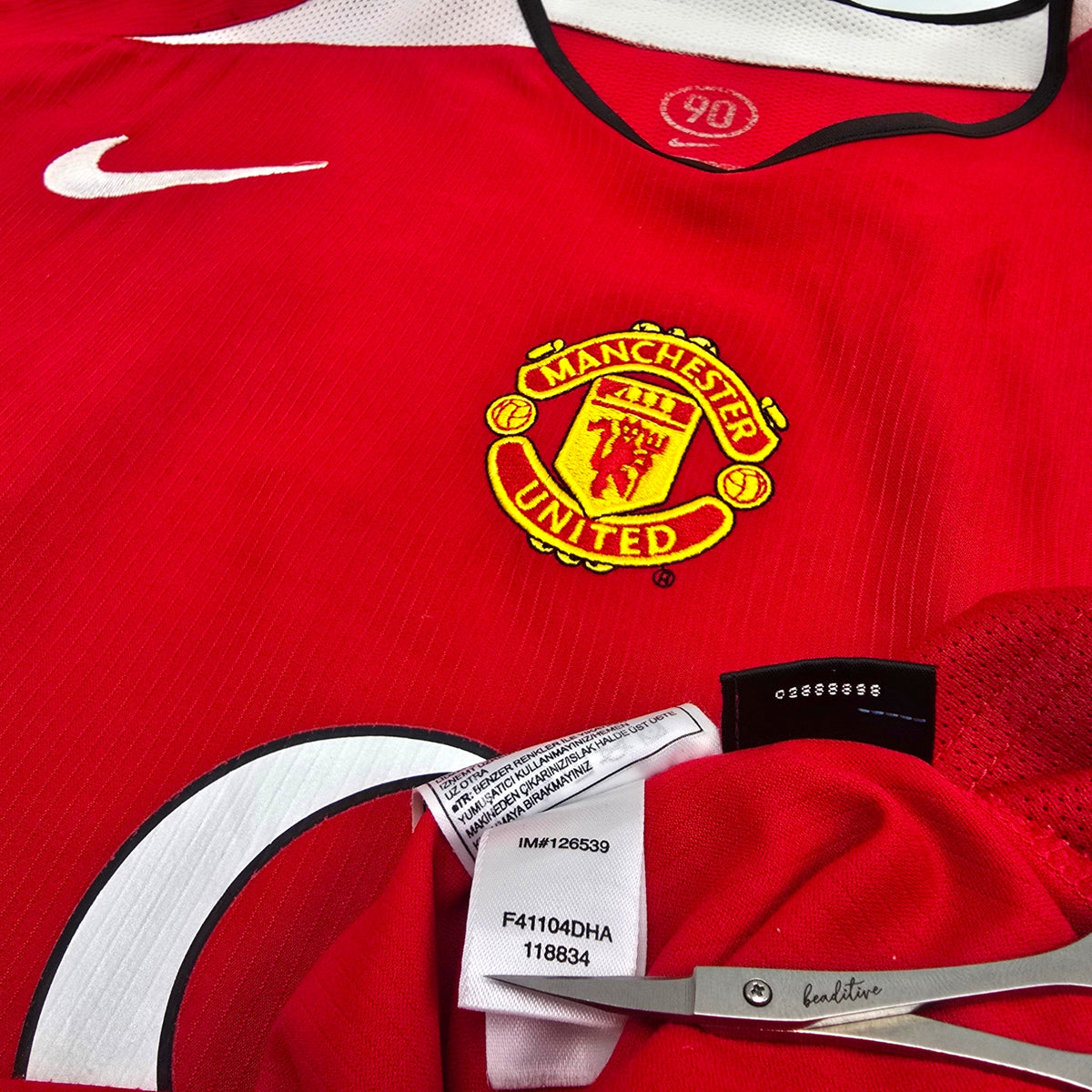 2004/06 Manchester United Home Football Shirt (XL) Nike #7 Ronaldo