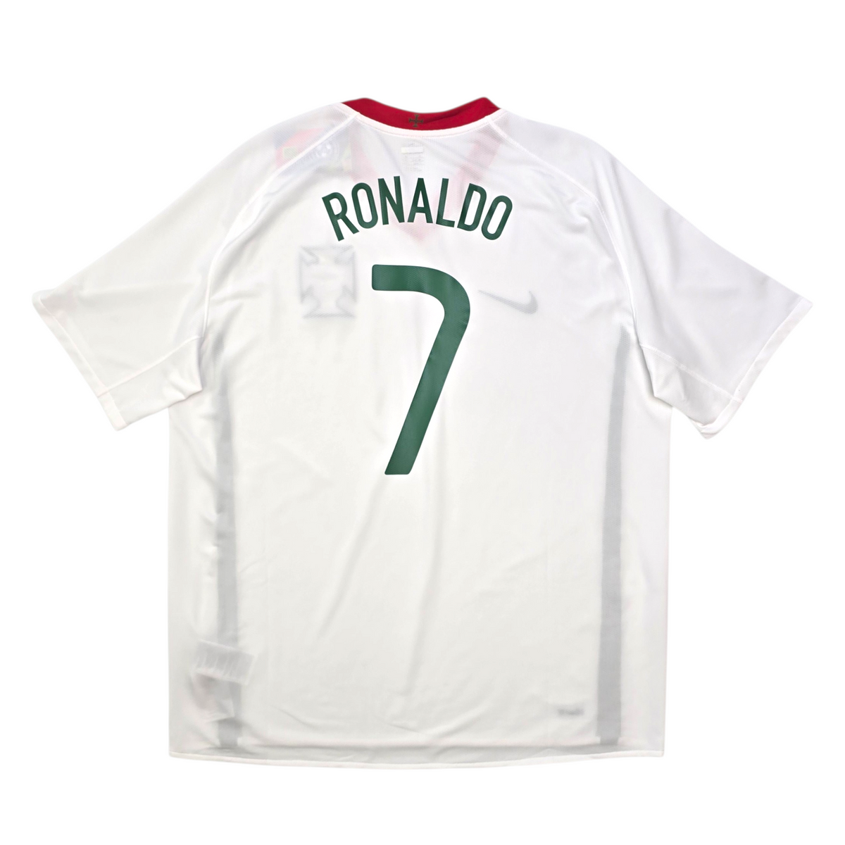 2008/10 Portugal Away Football Shirt (XL) Nike #7 Ronaldo