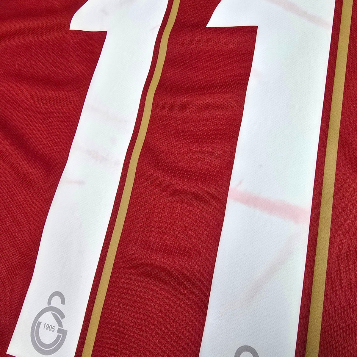 2019/20 Galatasaray Home Football Shirt (S) Nike #11 R.Babel