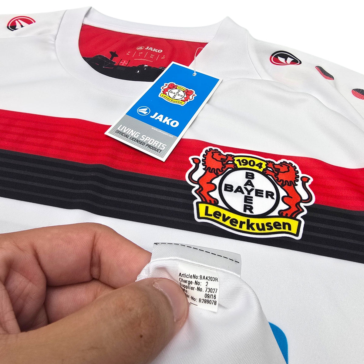 2016/17 Bayer Leverkusen Third Football Shirt (L) Jako #7 Chicharito (BNWTs)