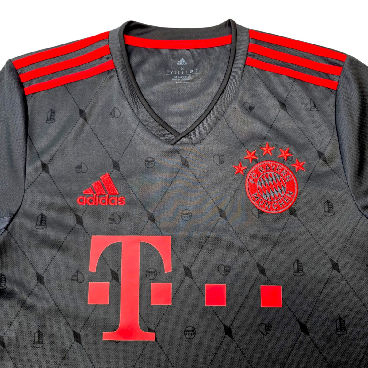 2022/23 Bayern Munich Third Football Shirt (S) Adidas