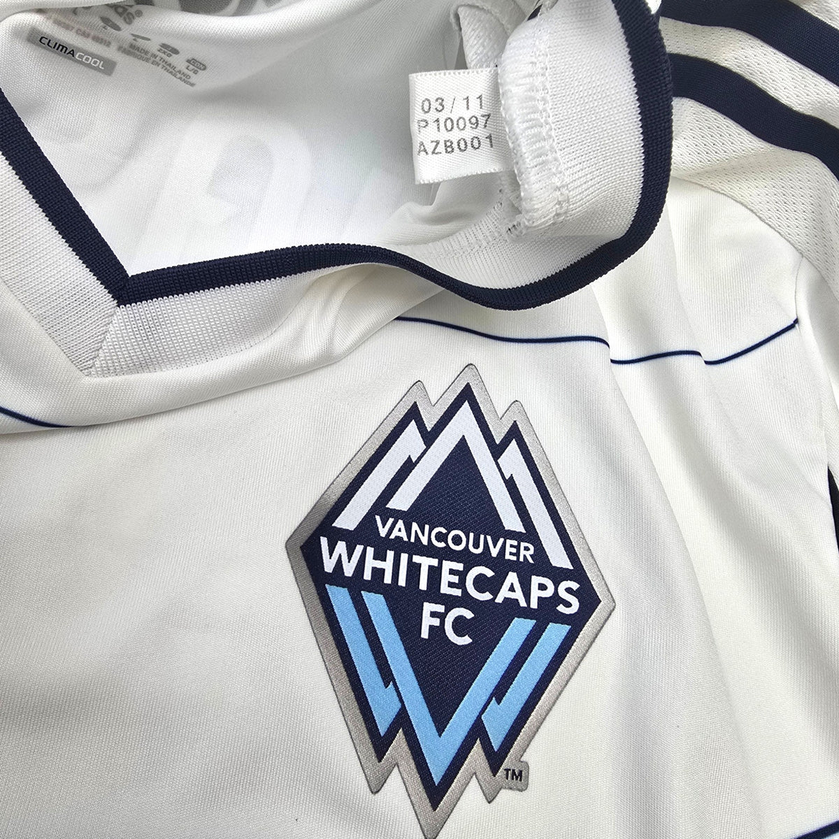 2011/12 Vancouver Whitecaps Home Football Shirt (L) Adidas #29 Hassli