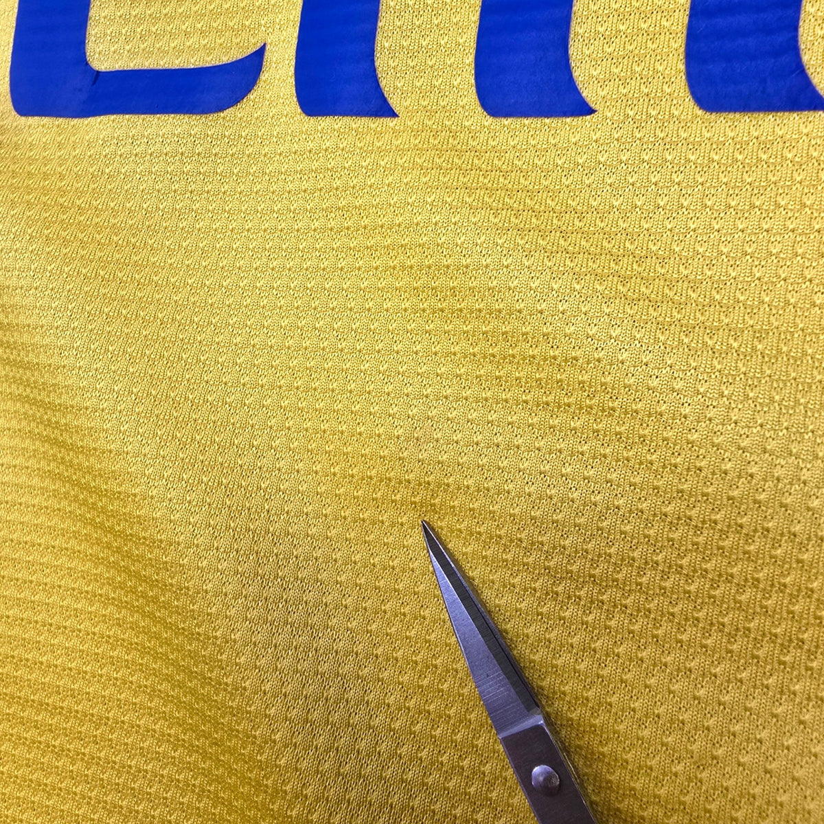 2013/14 Arsenal Away Football Shirt (S) Nike #11 Ozil