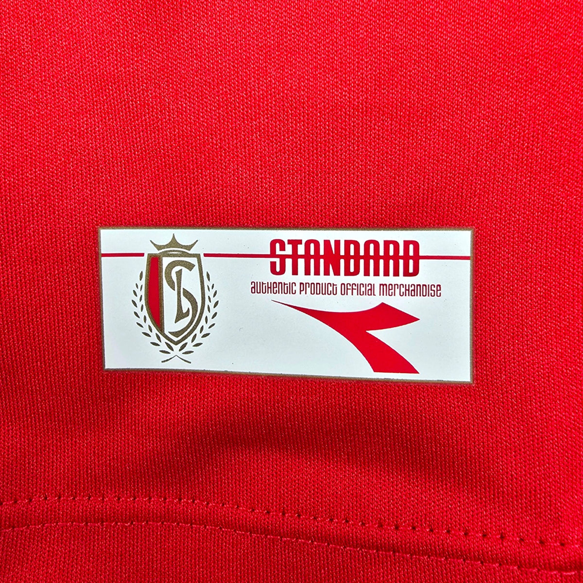 2009/10 Standard de Liège Home Football Shirt (S) Diadora #8 Defour (BNWTs)