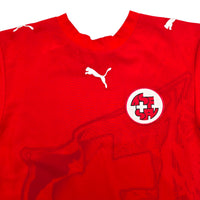 2006/08 Switzerland Home Football Shirt (M) Puma