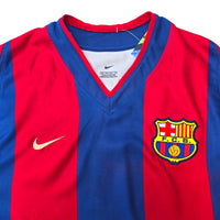 2002/03 Barcelona Home Football Shirt (S) Nike #9 Kluivert