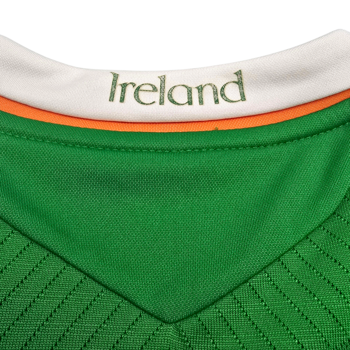 2008/10 Ireland Home Football Shirt (L) Umbro
