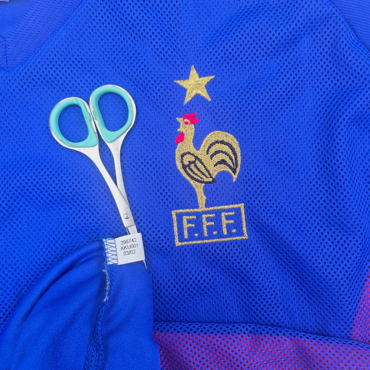 2002/04 France Home Football Shirt (L) Adidas