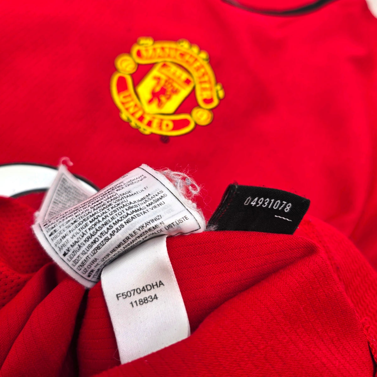 2004/06 Manchester United Home Football Shirt (S) Nike