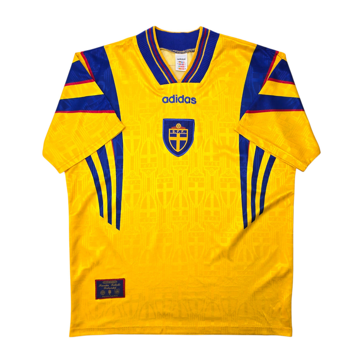 1996/98 Sweden Home Football Shirt (L) Adidas