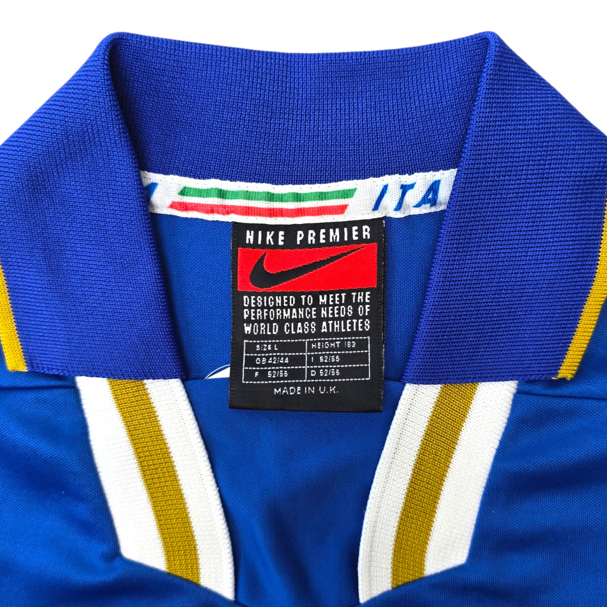 1996/97 Italy Home Football Shirt (L) Nike #3 Maldini