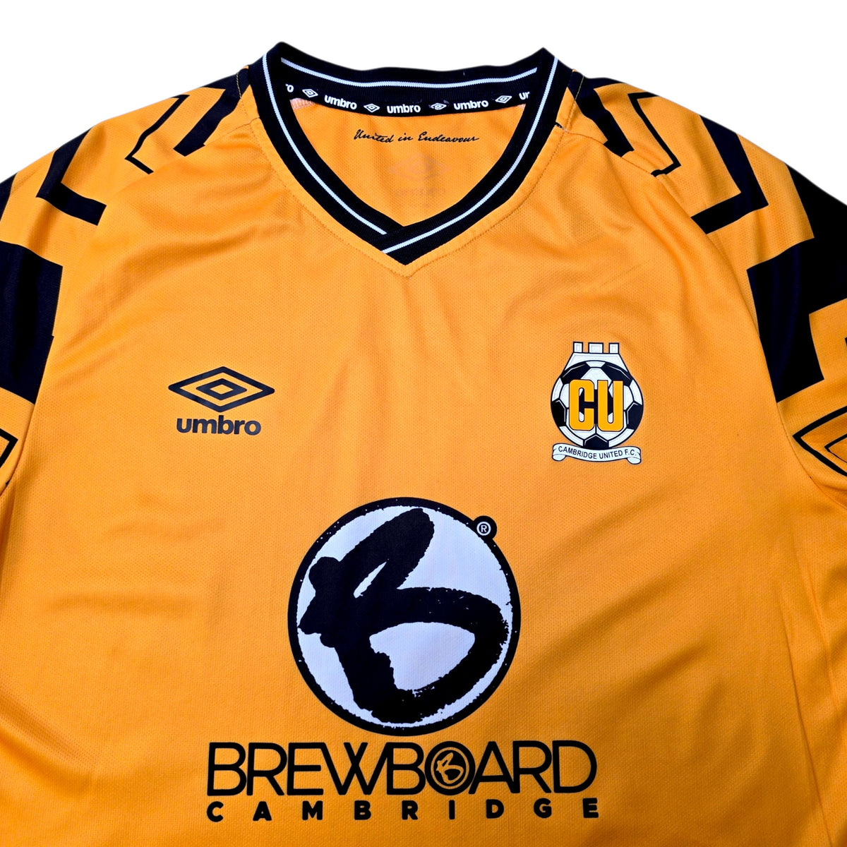 2023/24 Cambridge United Home Football Shirt (M) Umbro #23 Ahadme