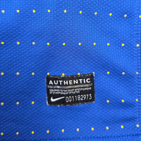 2010/11 Brazil Away Football Shirt (L) Nike #10 Kaka