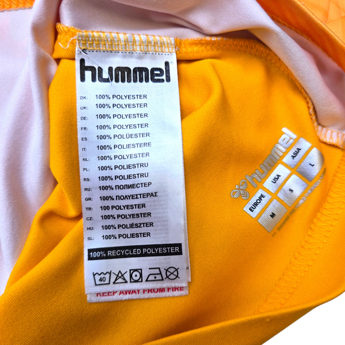 2022/23 Cambridge United Home Football Shirt (M) Hummel #23 Morrison