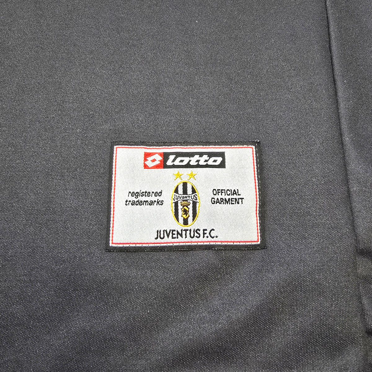 2001/02 Juventus Away Football Shirt (XL) Lotto