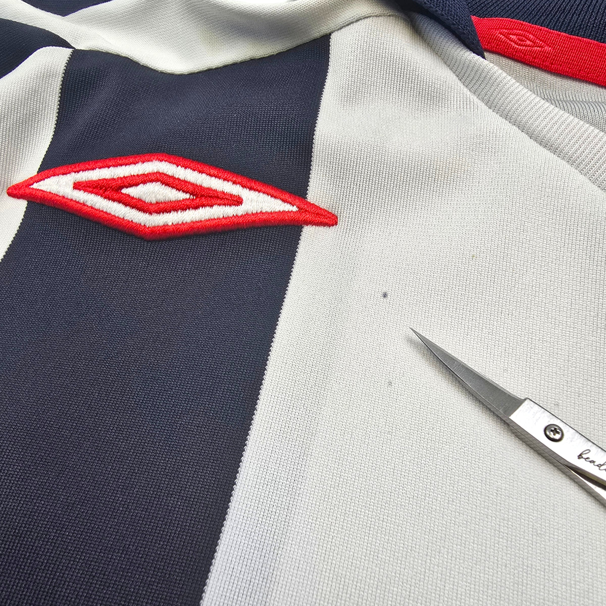 2007/08 West Bromwich Albion Home Football Shirt (L) Umbro #21 Phillips