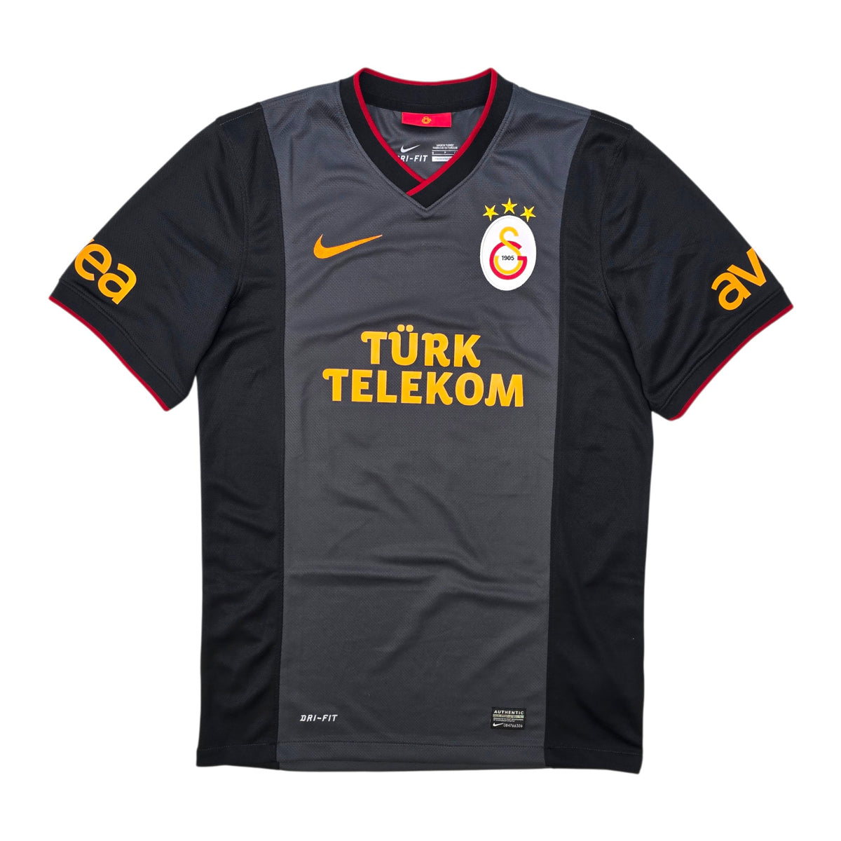 2013/14 Galatasaray Away Football Shirt (S) Nike #11 Drogba